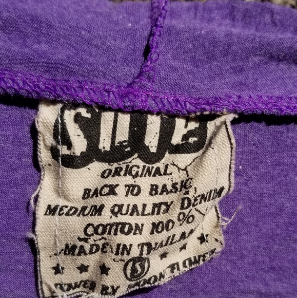 Long Sleeve Hoodie Tee - Picture 2 of 5